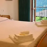 Reginaldo's 4* Nesso